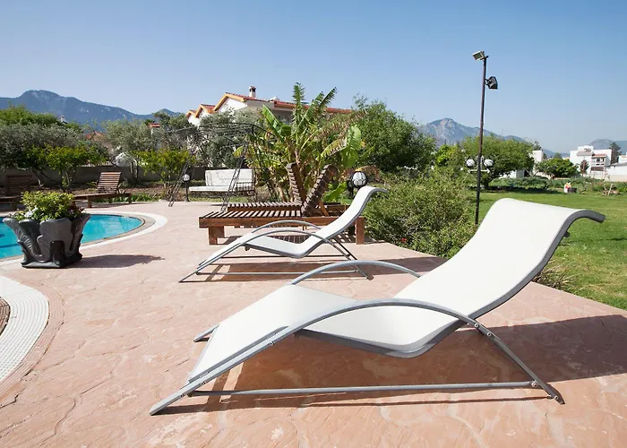 Meryem's 3* Ayios Epiktitos